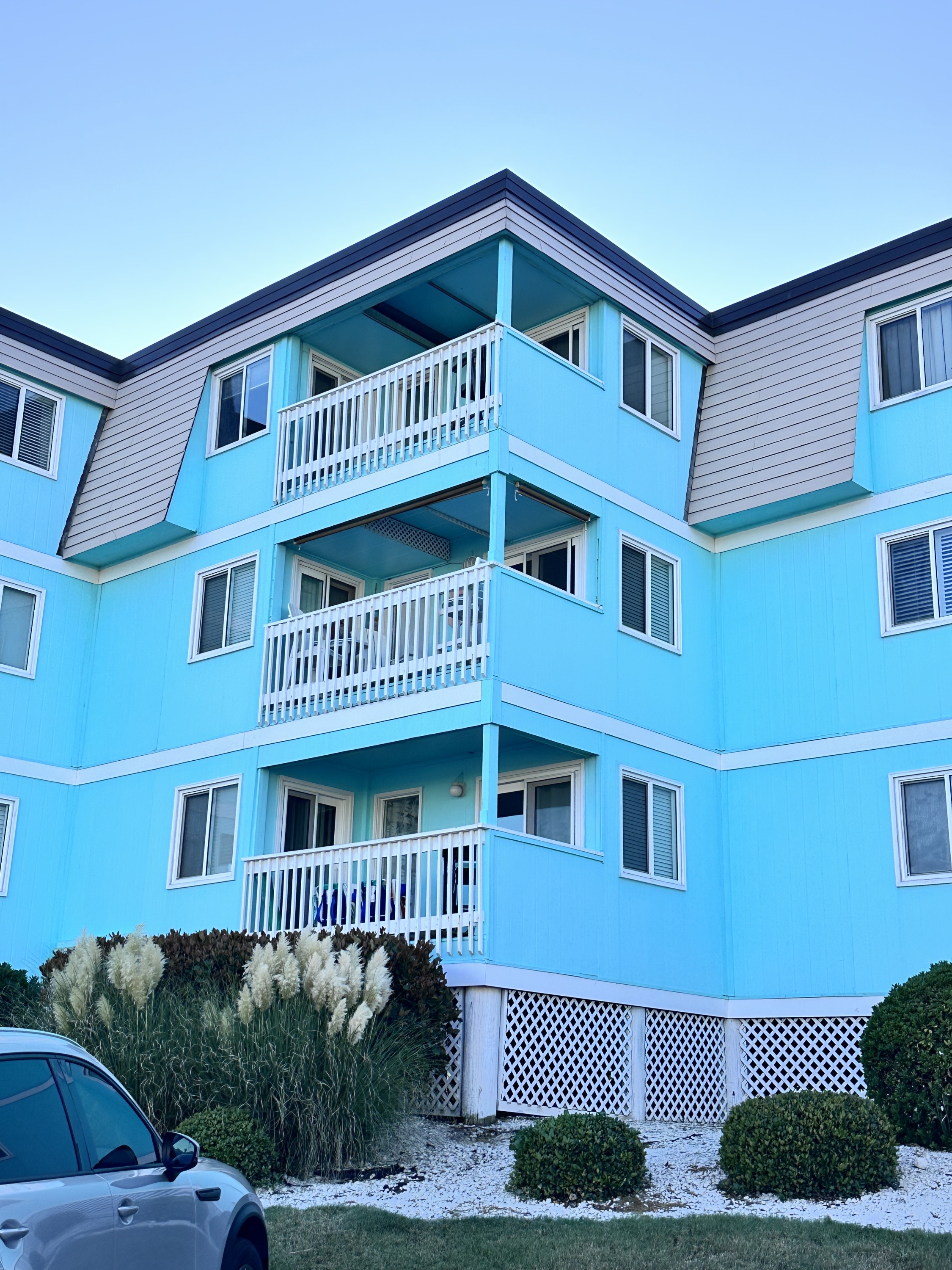 301 Commerce Way - 1