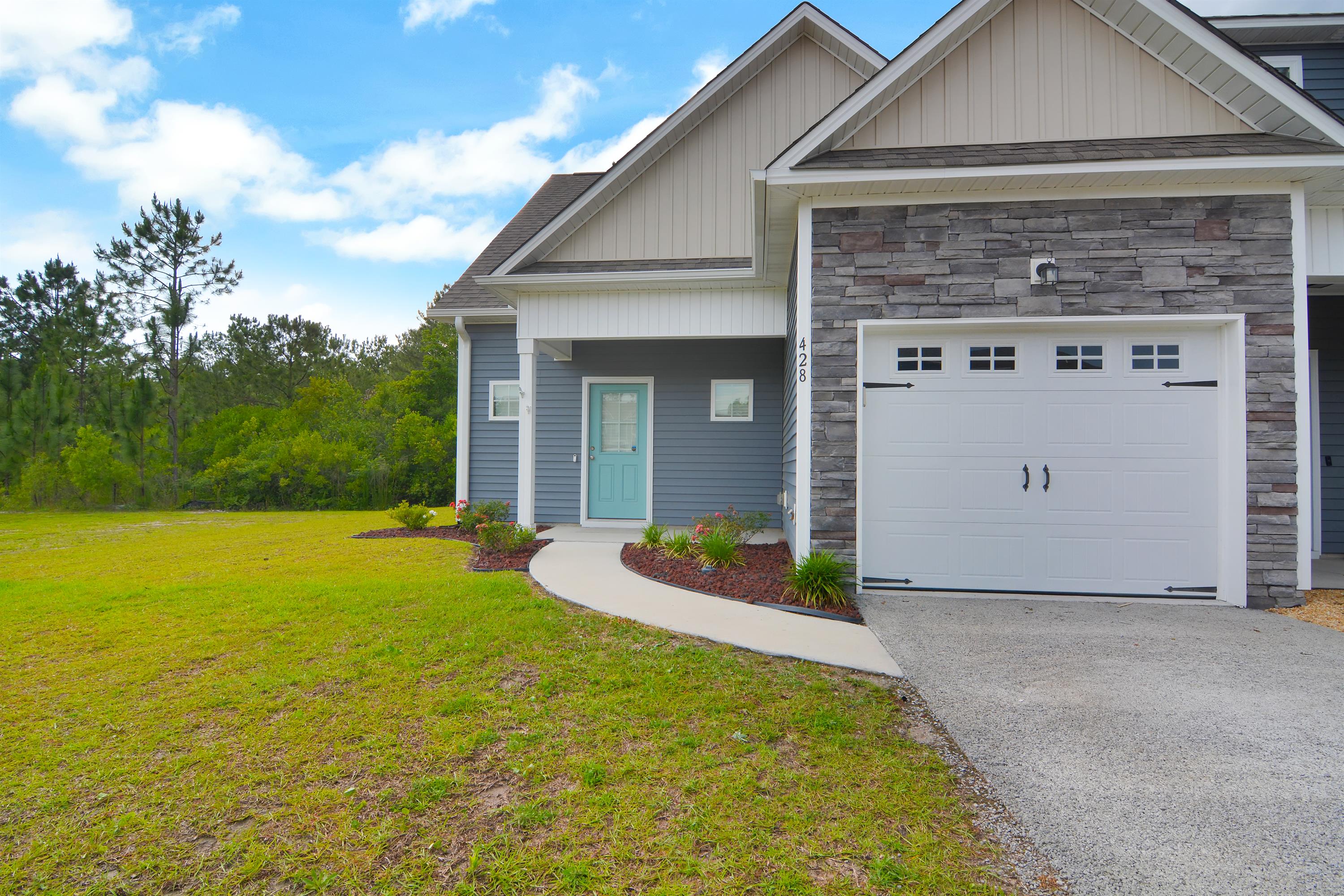 428 Guppy Loop Road